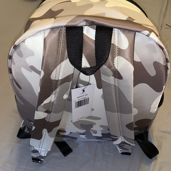 Tommy Hilfiger / Camo Backpack - Picture 5 of 10